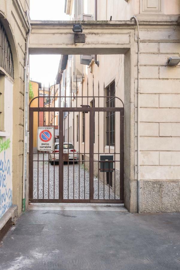Le Scuderie Di Sant'Ambrogio Apartment Milan Exterior photo